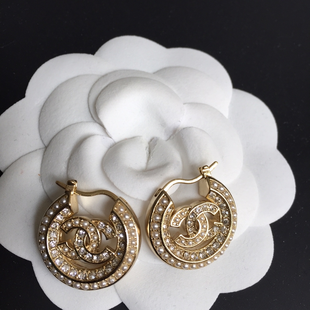 CHANEL Gold and White Earrings. Perfect Condition. Comes With Box And Pouch.